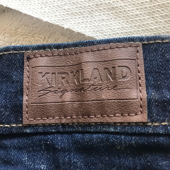 NWT Jeans 42X30, Kirkland Signature Denim Jeans New With Tags  42 X 30 - Picture 4 of 11